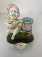 Vintage Majolica Pottery Ceramic Man singing banjo Match holder ashtray Smoke Se