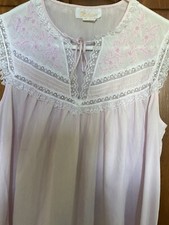 Barbizon Blendaire Batiste Pink Nightgown Embroidery Lace Pink-S