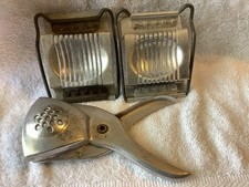 VINTAGE KONVOLUT: IRVIN WARE manuelle ZITRONEN-/LIMETTENPRESSE + 2 50’er Jahre Eierschneider