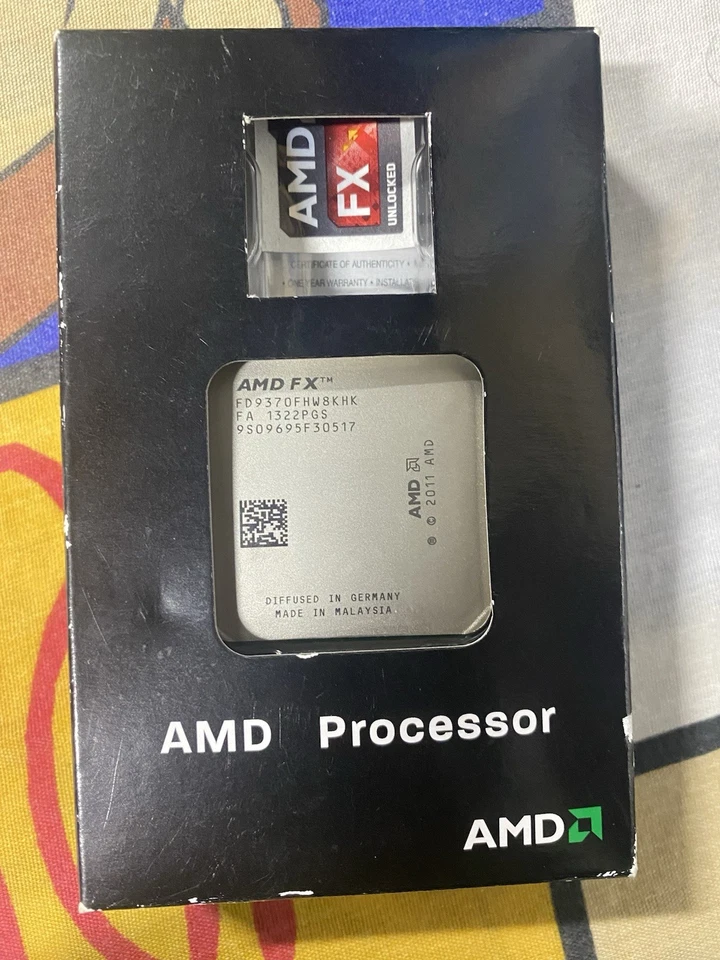 AMD FX-9370 Octa-core (8 Core) 4.40 GHz Processor - Socket AM3+ Retail Pack - Image 2 of 4