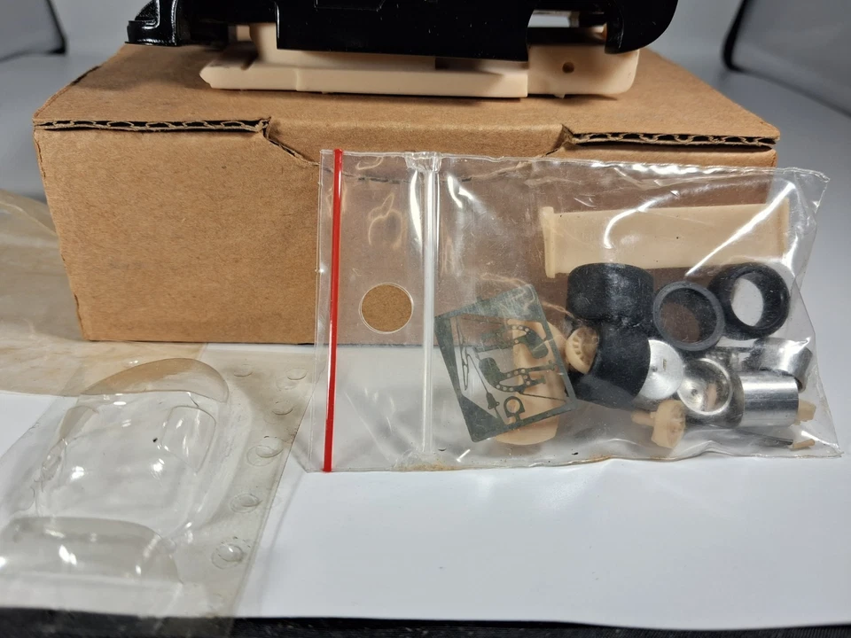 JPS MINIATURE COLLECTION ALD 03  LE MANS 1987 SCALA 1/43 - Immagine 3 di 4