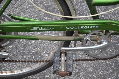 Vintage SCHWINN COLLEGIATE 3 Speed 26