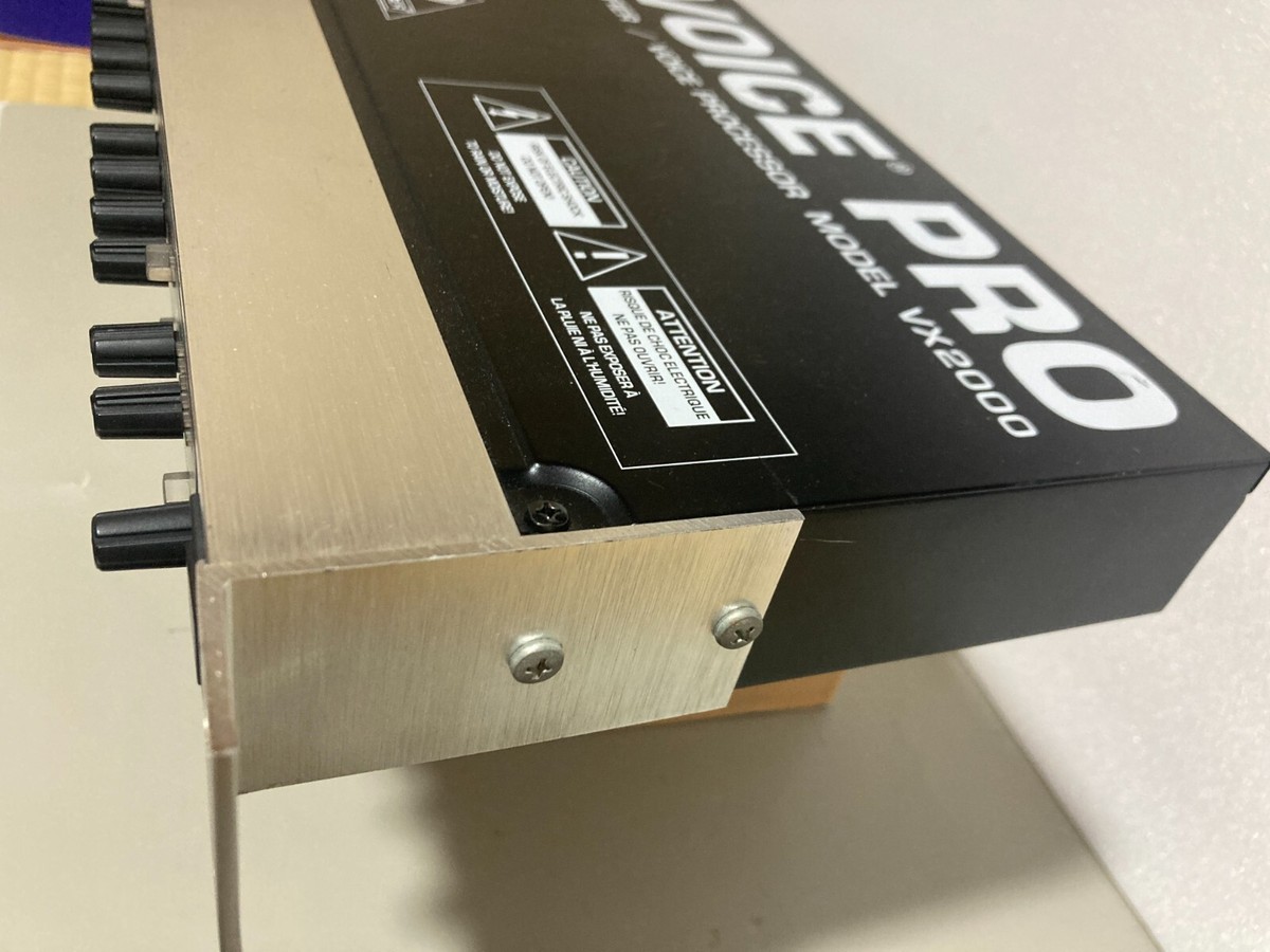 Behringer VX2000 Ultra-Voice Pro Mic Preamp / Voice
