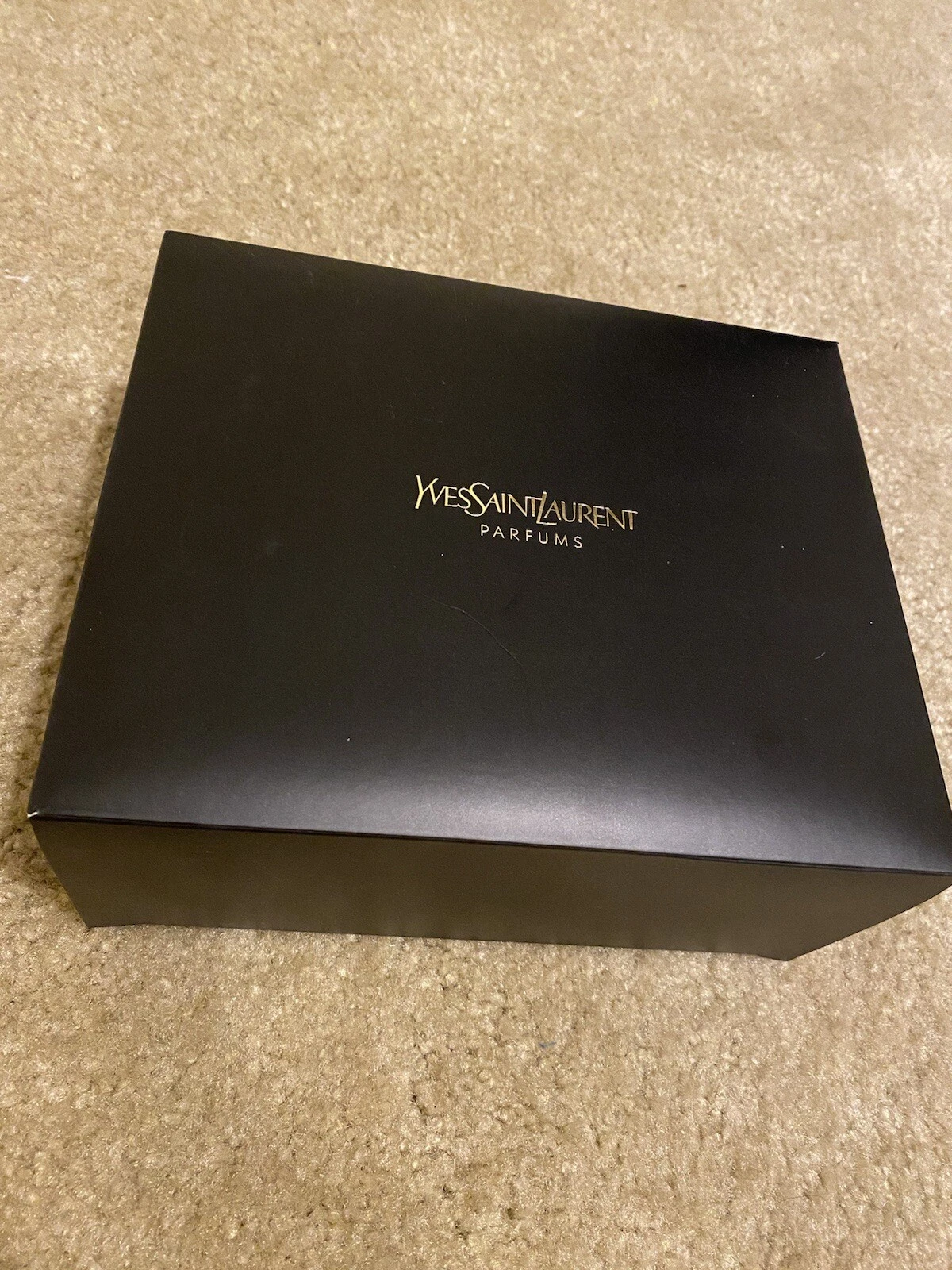 SAINT LAURENT (YSL) NUOVO YSL Yves Saint Grande Nero Vanity