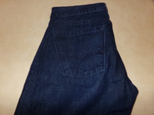 Mens Guess Jeans Montara size 33 x 32 