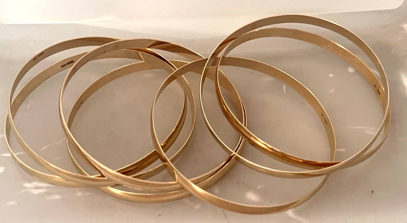 14k Solid Yellow Gold Bangle Bracelet - image 5