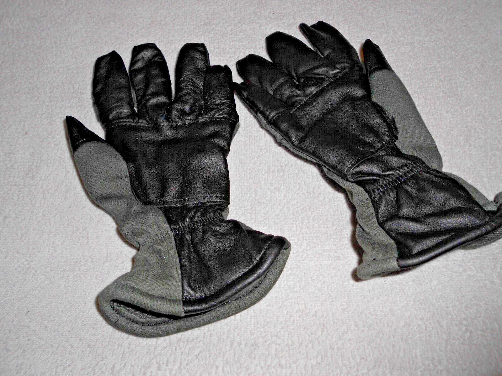 Military Nomex Intermediate Cold Flyer Gloves Green Black Size 7 NWOT