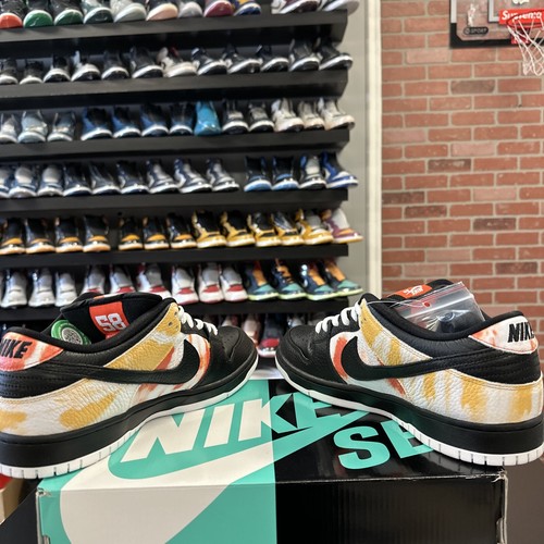 AUTHENTIC BQ6832 001 Nike SB Dunk Low Tie-Dye Raygun Black 2019 Size 12 NEW π₯π₯ - Picture 15 of 23