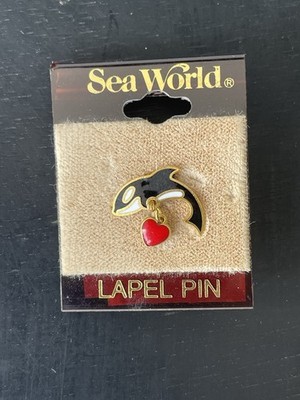 Rare Vintage Sea World Shamu Whale Heart Pin Original Packaging Collectible New