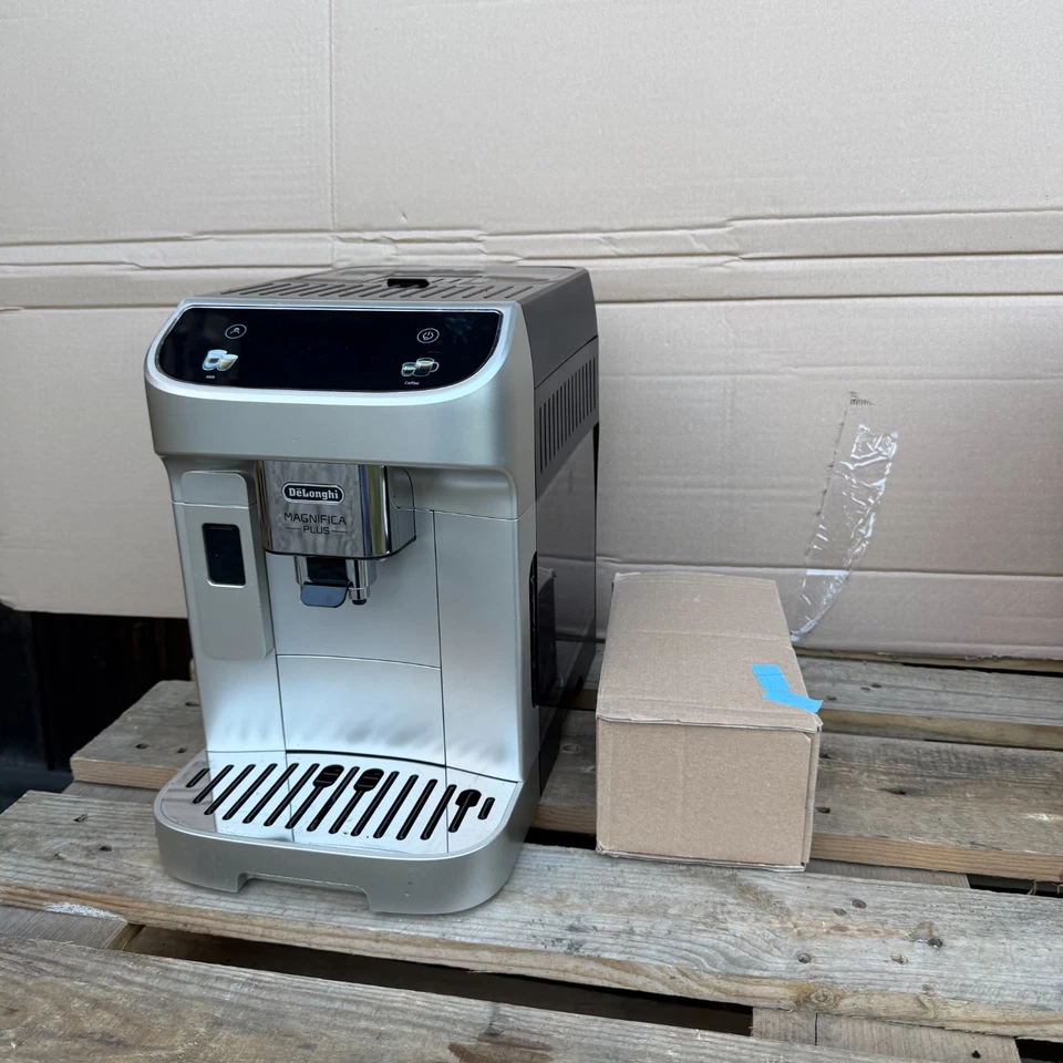 De’Longhi Magnifica Plus Perfetto Kaffeevollautomat Silber Schwarz ECAM322.70.SB, Foto 3 von 5