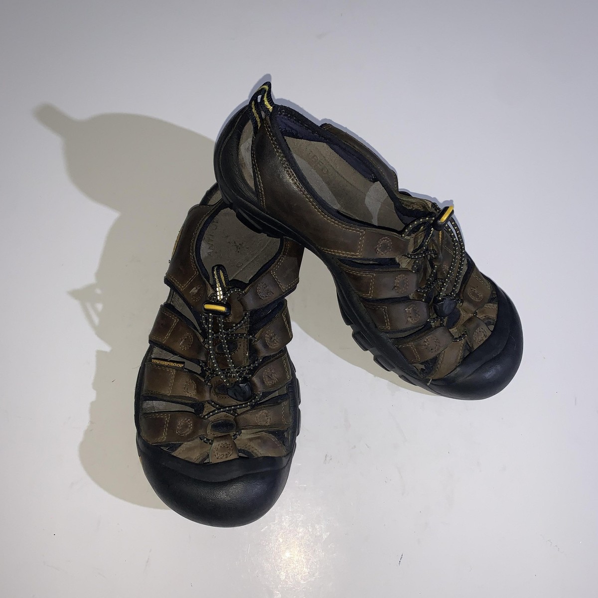Keen Newport H2 Shoes Mens Size 10 Waterproof Sandals Hiking  display picture 1