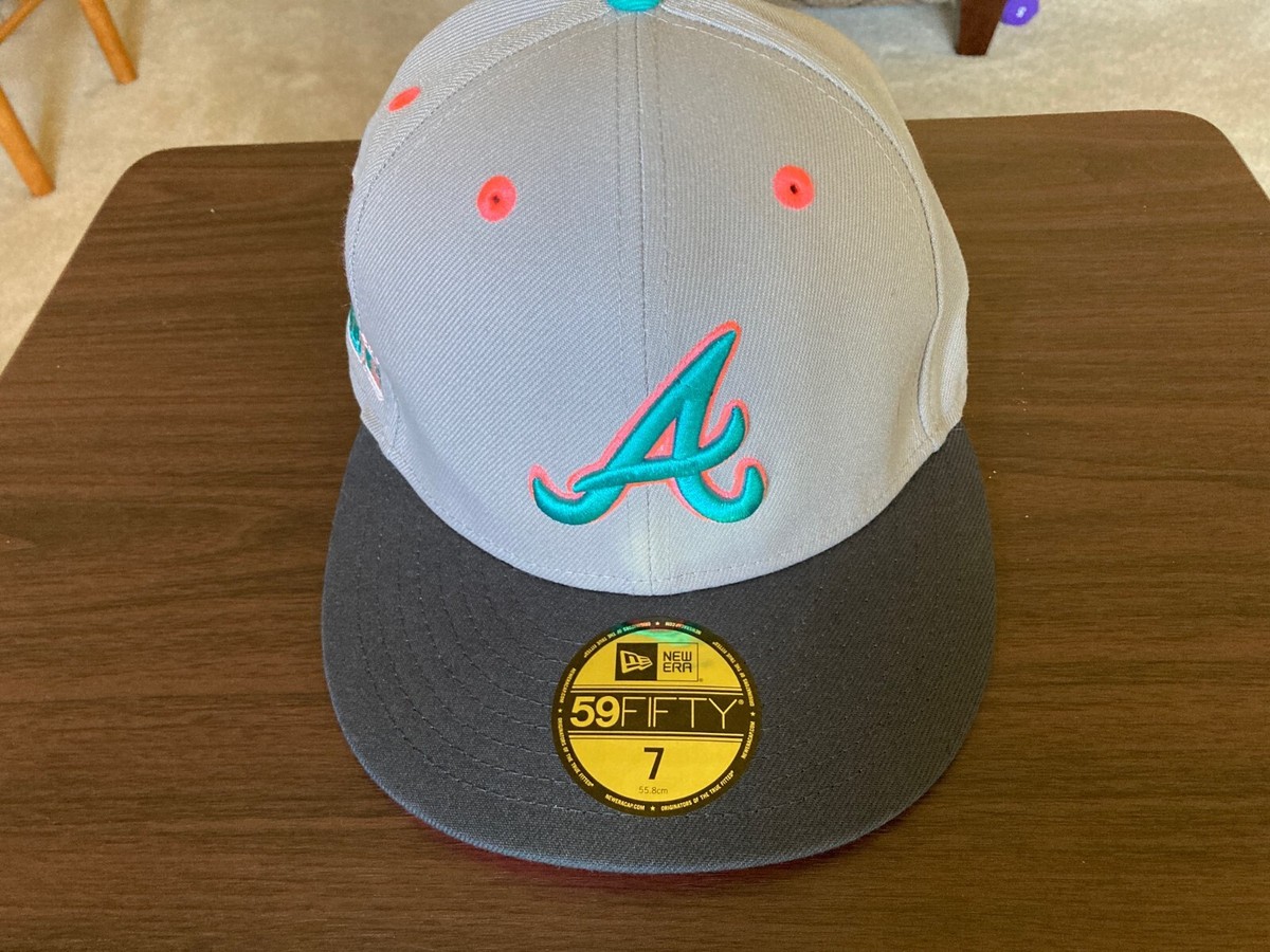 New Era Atlanta Braves 59FIFTY Cooperstown Pink & Teal 2000 All 