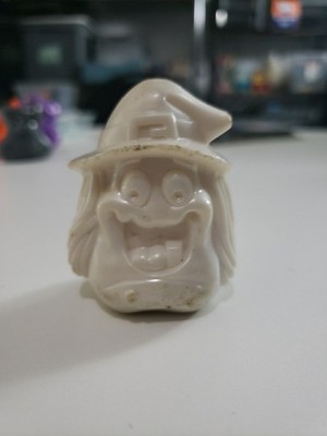 Crazy Bones Gogo's Magic Box Mega Big McDonald's Halloween Witch White Haggy