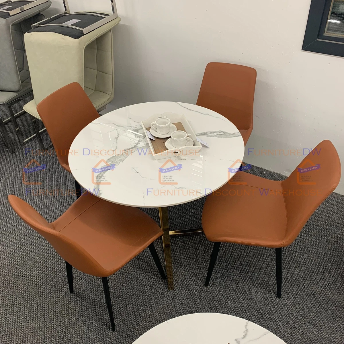 Used round dining sale table for sale
