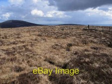 Photo 6x4 Summit of Comb Fell (652m asl) Coldlaw Hope The fence runs acro c2005