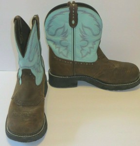 waterproof cowboy boots womens