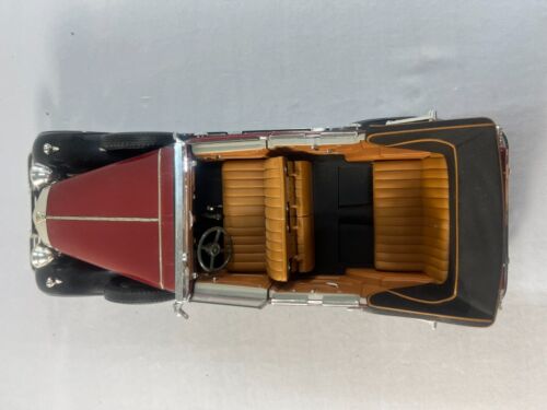 1:18 ANSON 1932 MAYBACH ZEPPELIN BURGUNDY ON TAN CDF 8338 - Picture 6 of 9