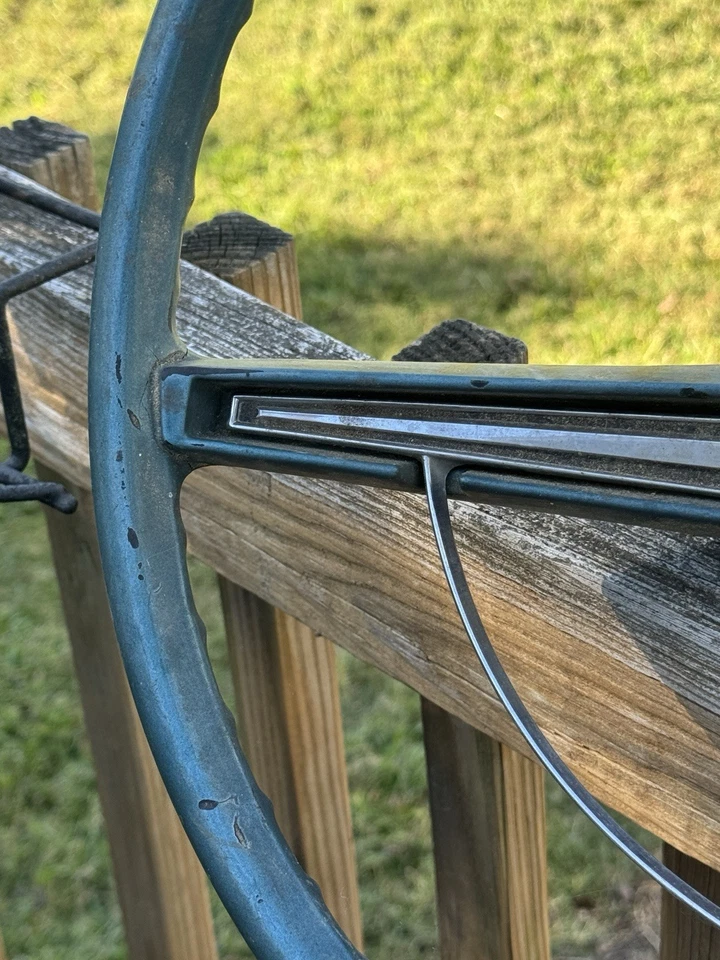 老式 1963 年雪佛兰 Impala Oem 方向盘 — 第 3/4 张图片