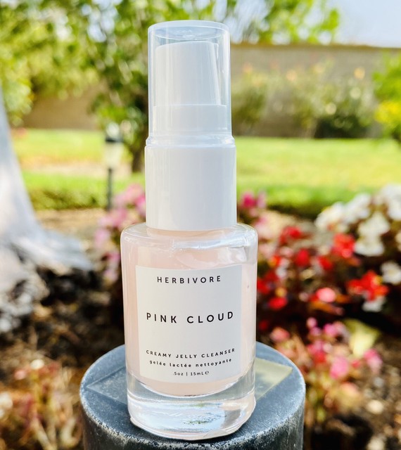 herbivore pink cloud face wash