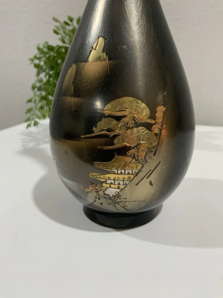 Vintage Japanese Chokin Bronze/Brass/Copper Etched Metal Bud Vase Fuji Pagoda - Image 2 of 4