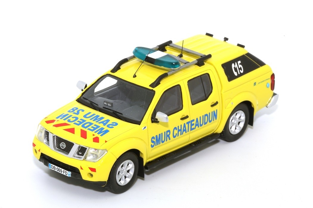Véhicule Miniature ALARMES NISSAN Navara Double Cabine SMUR 28 Eure Et Loir Chateaudun 1/43