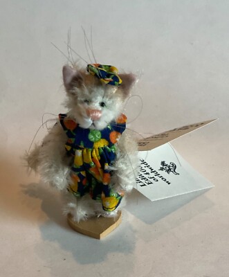 DEB CANHAM l CLEMENTINE  WHITE MOHAIR KITTY , 3 FULLY JOINTED WEARING DRESS& BOW