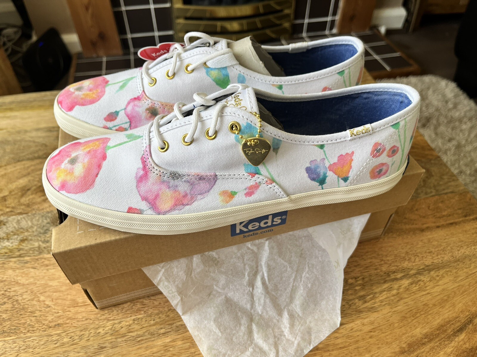 Seller photo, eBay