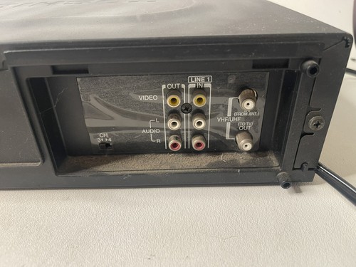 Toshiba 4 Head HiFi Stereo VCR VHS Player Model M-672 - TESTED - Picture 10 of 15
