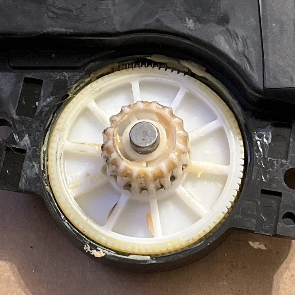 47107110670 2006-2010 Hummer H3 H3T techo corredizo techo corredizo motor eléctrico OE 20 Foto 4 de 4