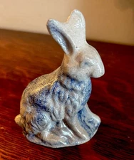 Vtg Rowe Pottery Works Salt Glazed Rabbit~Bunny Figurine Blue/Gray 1988