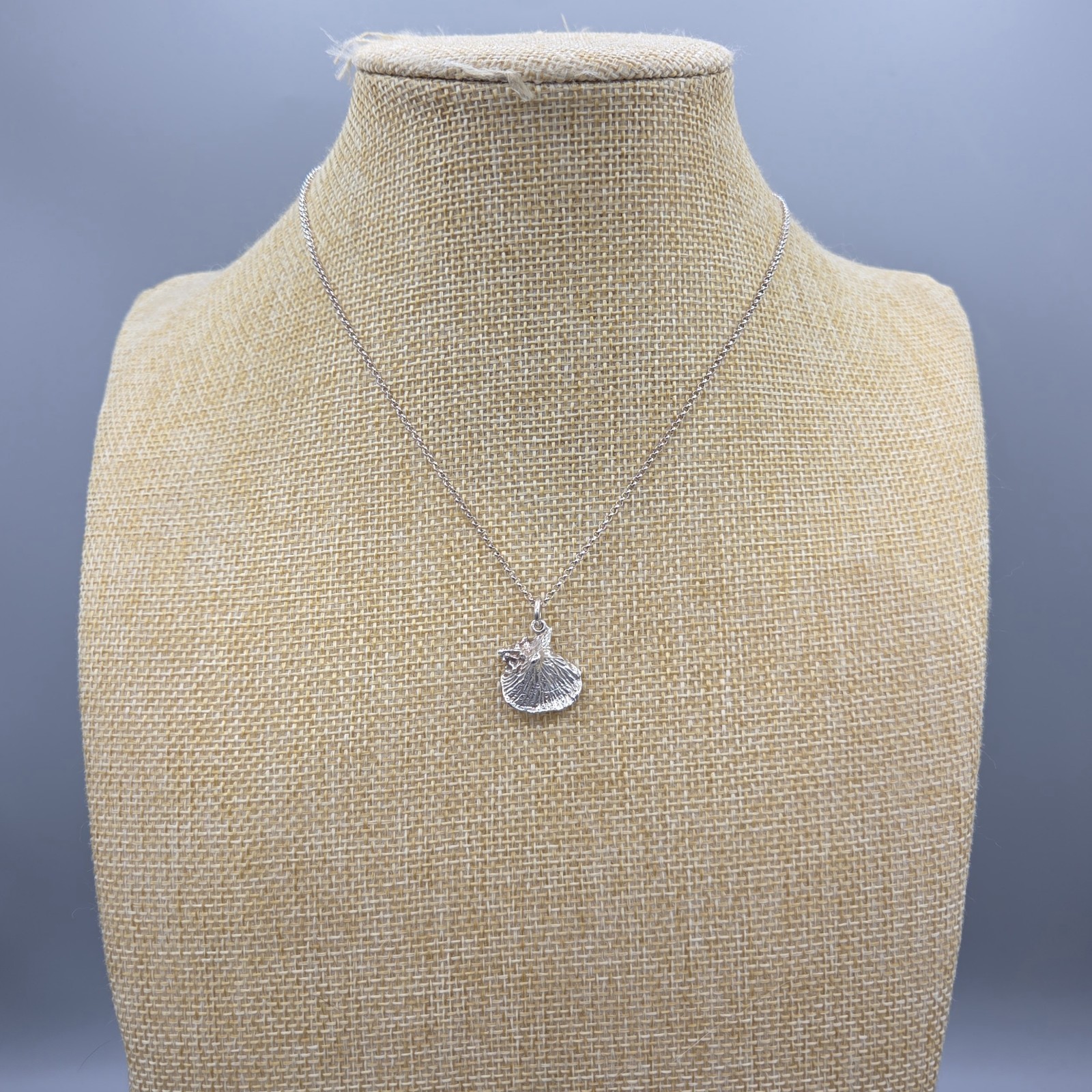 Sterling Silver Sculpted Conch Shell Pendant Chai… - image 6