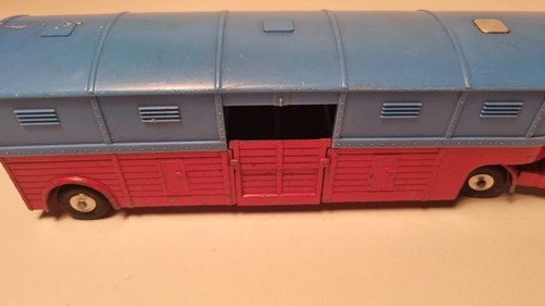 Corgi Toys Bedford Tractor Unit Chipperfields Pferdetransport 1:43 S035-47 - Bild 15 von 23