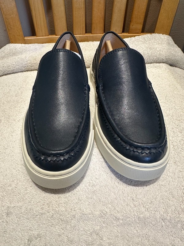 NWOB Frye Navy Ivy Venetian Flats Sz 6.5