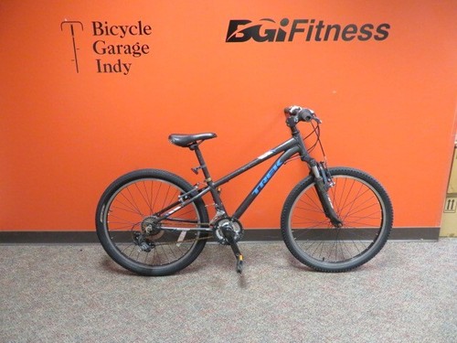 Trek Pre caliber Mountain Bike SIZE 24 in wheel