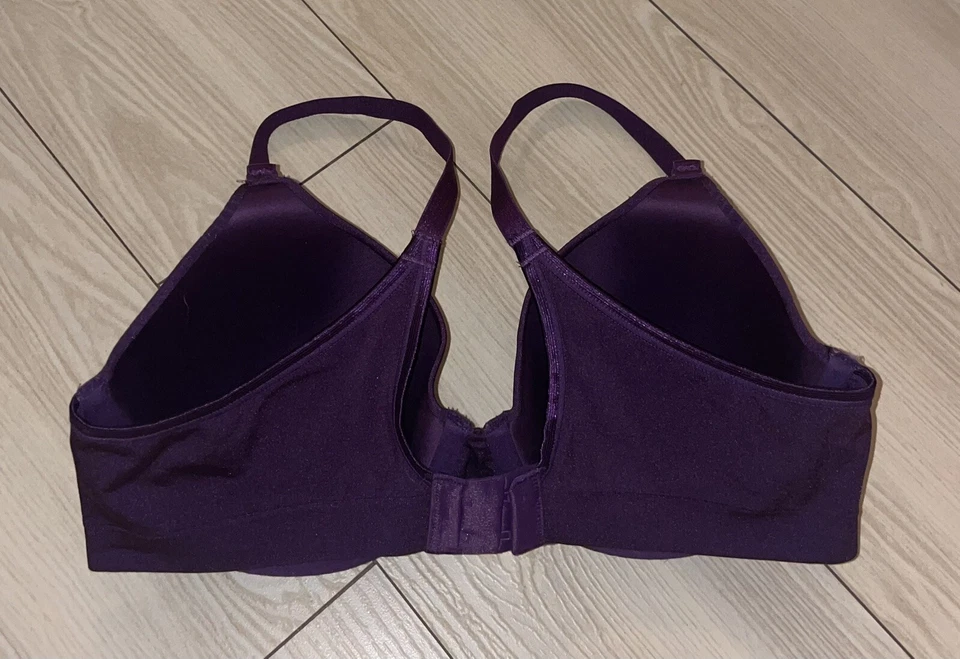 Sujetador contorno sin costuras Warners RB2501A sin pellizcos sin problemas UW 36B púrpura Foto 4 de 4