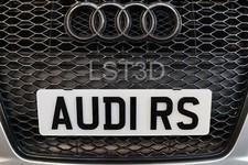 Audi RS Honeycomb Number Plate Holder -- Twist Fix -- RS RS3 RS4 RS5 RS6 R8 TTRS