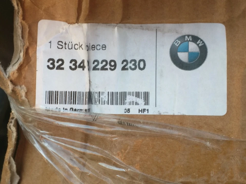 1996-1999/4 318ti, M3 Leather Steering Wheel w/m-technik, M-Roadster & M-Coupe - Image 2 of 4