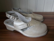 Chaussures sandales petit talon en cuir beige FLORETT K plus 37