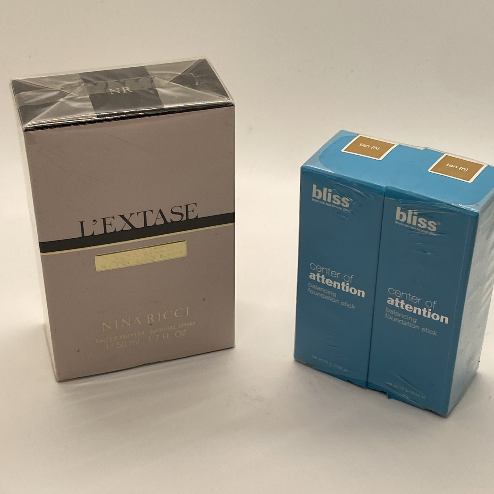 Nina Ricci Nina L`extase 1.7 oz Eau De Parfum 50ml Spray For Women rare sealed**