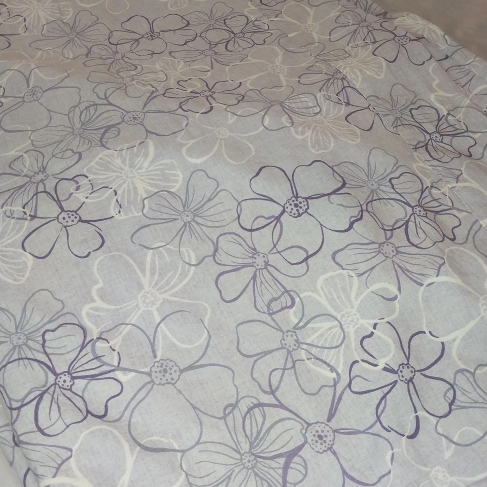 Funda nórdica Pottery Barn PB adolescente púrpura floral completa/reina algodón flores usada en excelente estado Foto 2 de 4