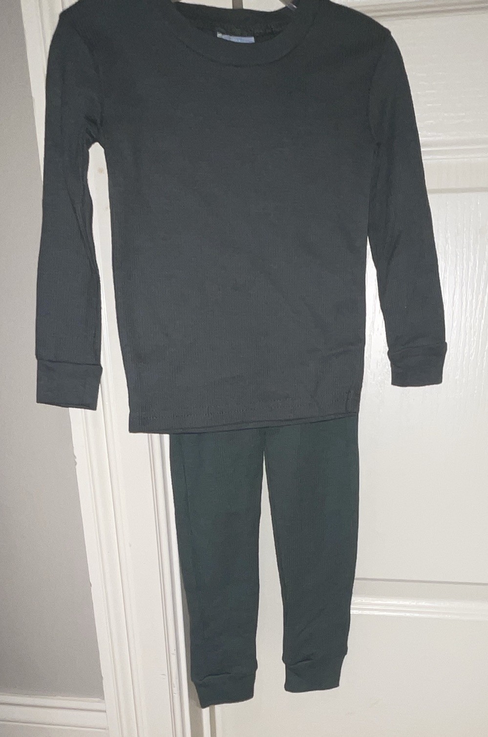  Boys Size 4T 2-Piece Knit Pajama Set Solid Black Long Sleeve