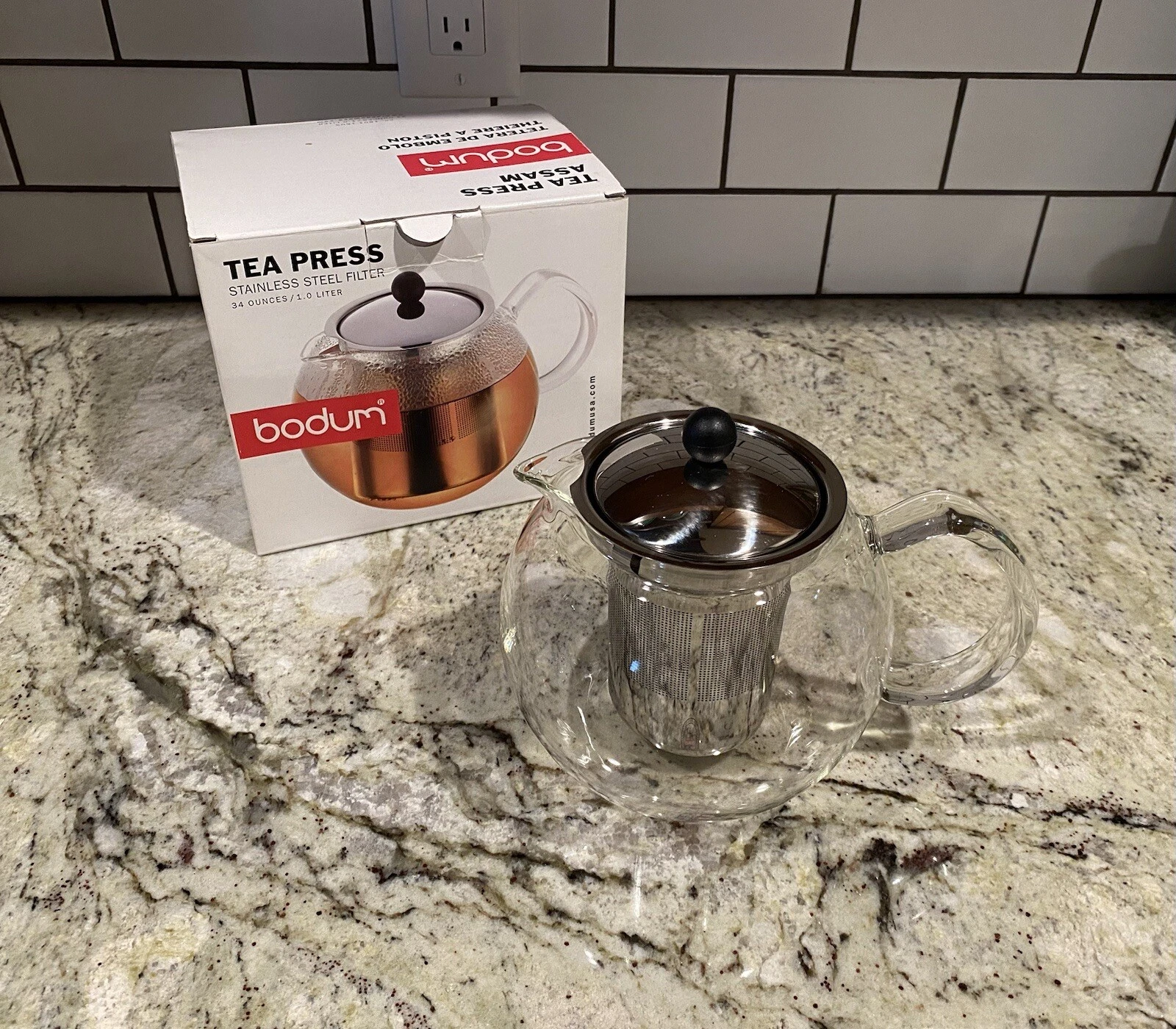BODUM Assam Tea Press 1 Liter 34 Oz Stainless Steel Filter + Glass Handle Teapot
