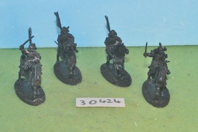 Samurai Krieger Metall Ronin Fischadler 4 montiert (30424)