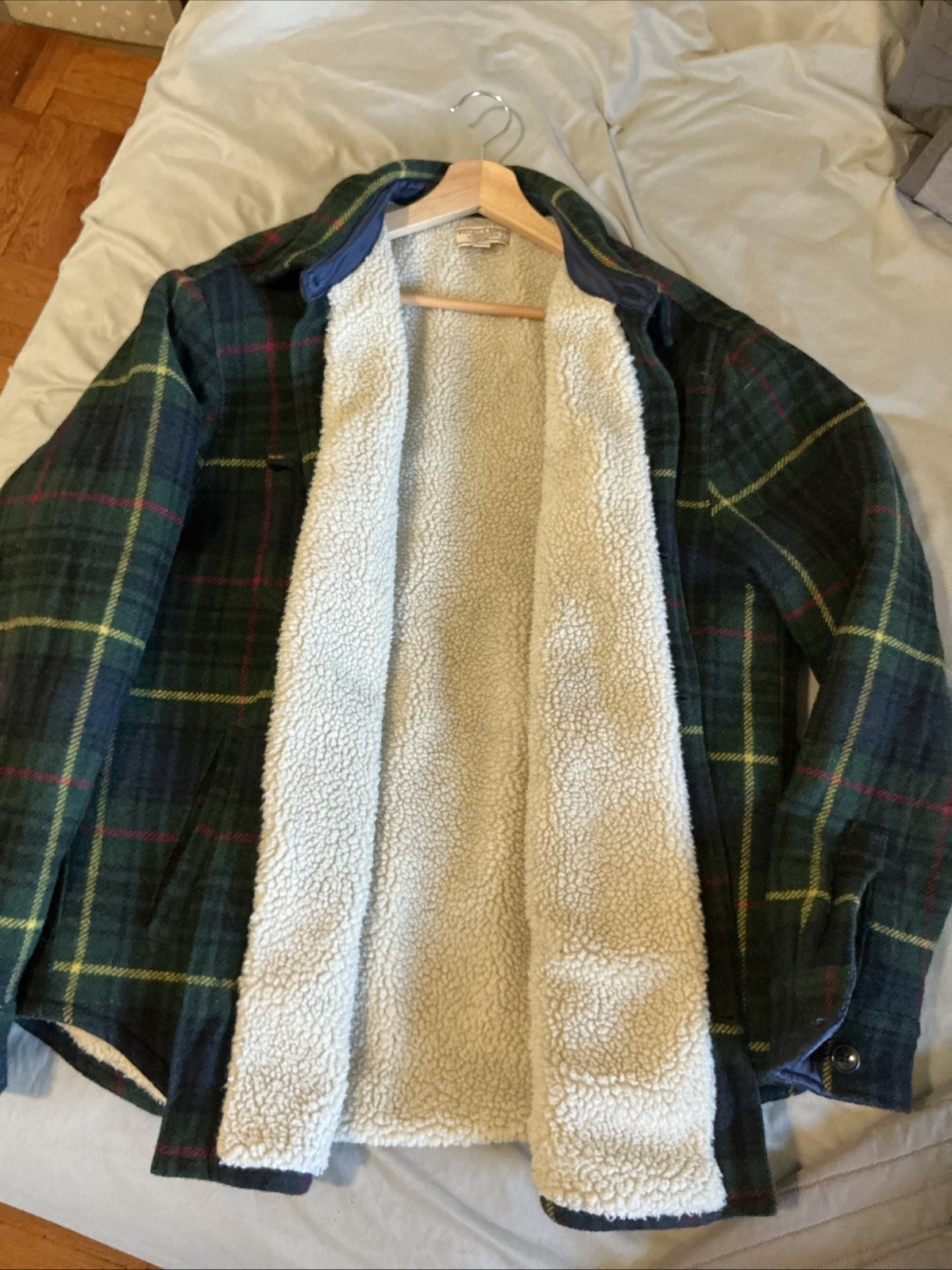 Picture 2 of 6