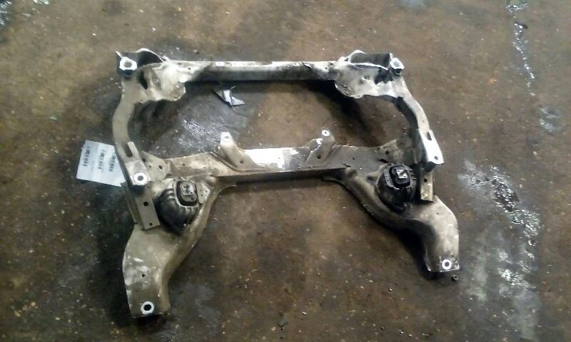 Suspensión delantera Crossmember/K-Frame tracción trasera cupé para BMW 328i 735780 07-13 Foto 2 de 4