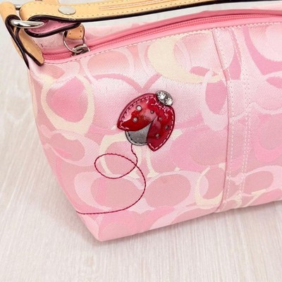 バッグ COACH Ladybug Pink Signature Pouch Rare COACH Ladybug Pink Signature Pouch Handbag Canvas Leather Rare