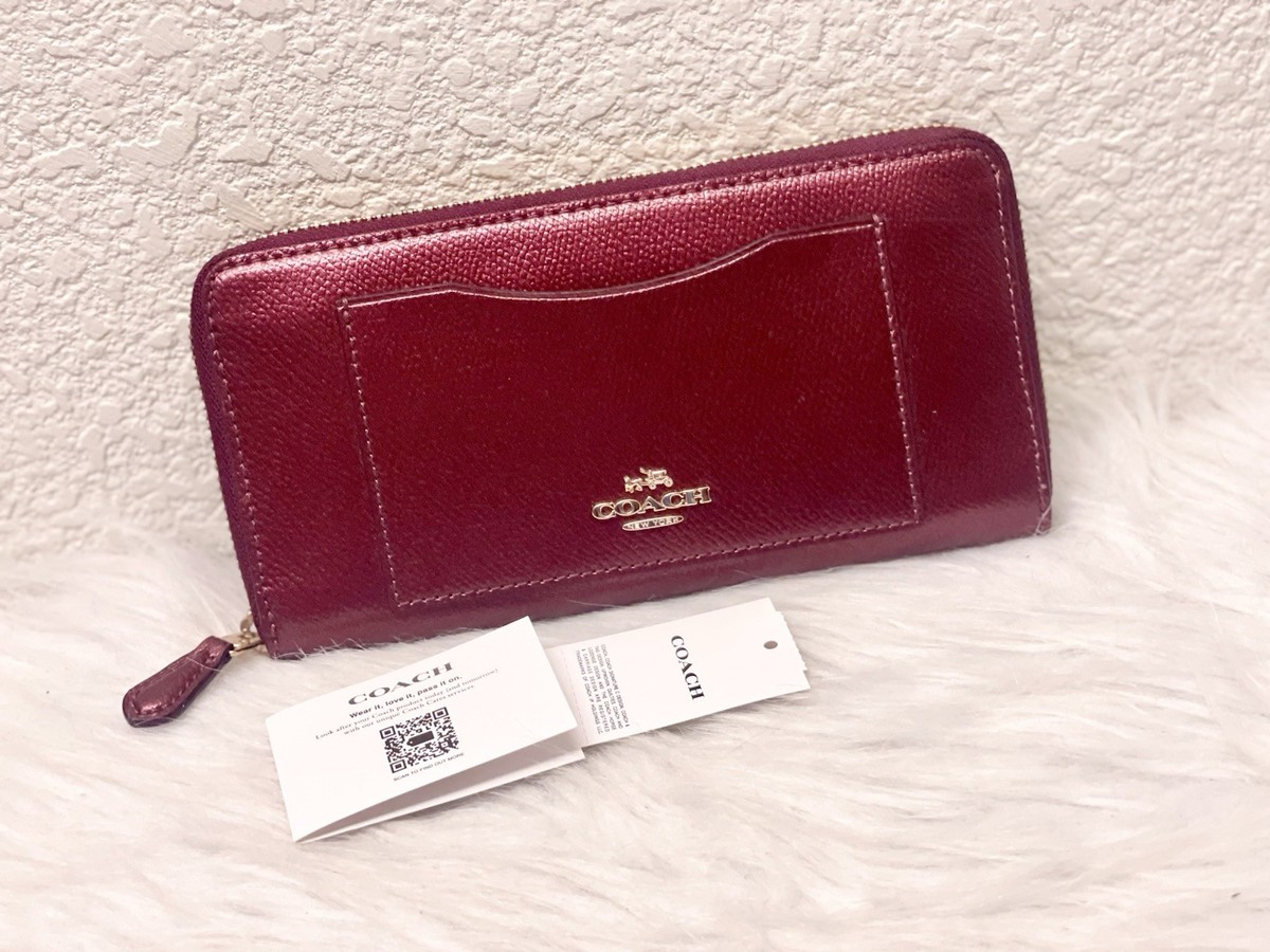 NWT COACH ACCORDION ZIP WALLET IN CROSSGRAIN LEATHER in Metallic