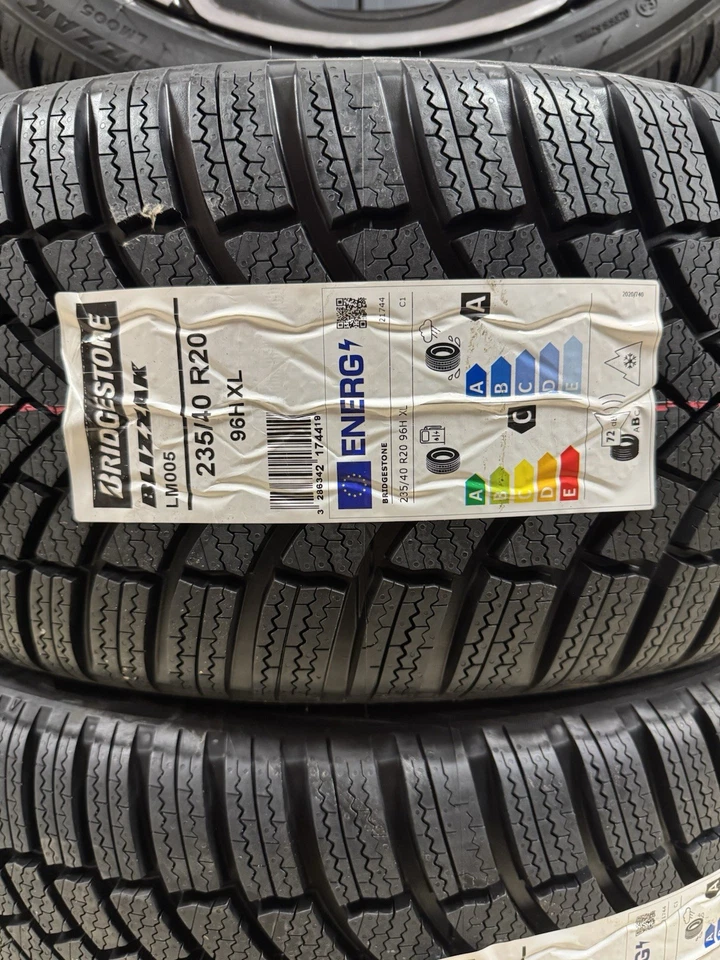 Alfa Romeo Tonale Alufelgen Winterreifen 235/40 R20 NEU Bridgestone LM005 - Bild 4 von 4