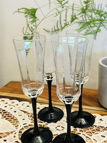 SET OF 4 ARCOROC LUMINARC FRANCE OCTIME BLACK GLASS WATER GOBLETS 8.75” - Picture 2 of 8
