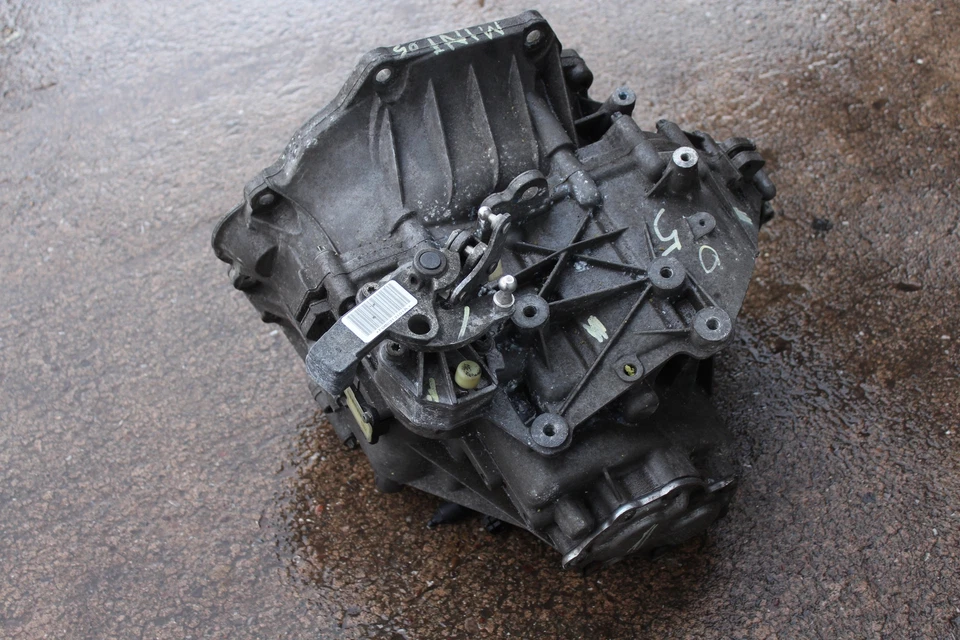 MINI COOPER LCI R56 Gearbox N47 Engine GS6-53DG 7610160 (mamon) - Image 4 of 4